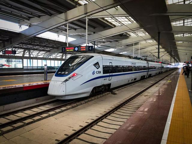 甬温线为什么要埋车头，甬温线动车为什么埋掉（国内干线动车组全家福）