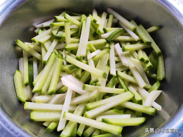 萝卜咸菜的做法，新鲜萝卜条咸菜的做法（萝卜咸菜做法）