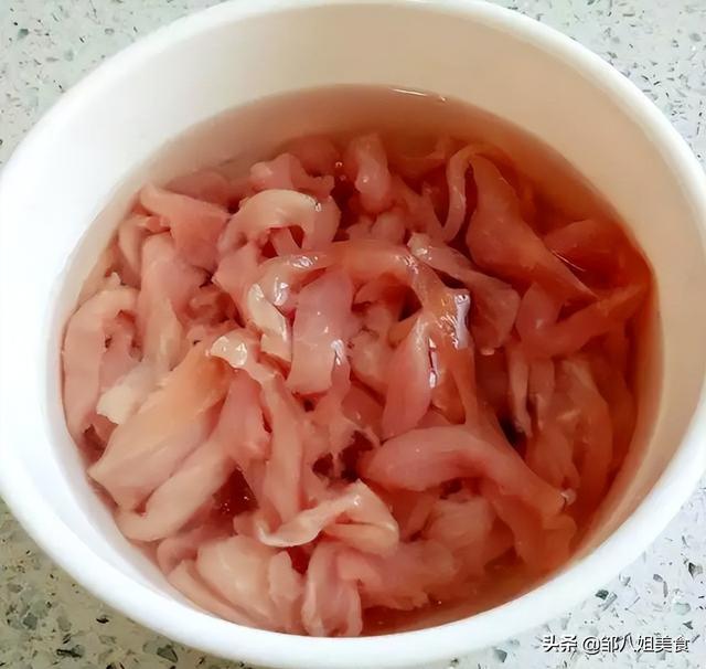 瘦肉粥怎么做好吃又营养丰富，瘦肉粥怎么做好吃呢（肉丝软嫩不腥）