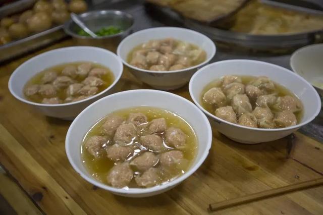 芋饺的做法比例，做芋饺的比例窍门（想赖在这个“小吃内卷地”吃到撑）