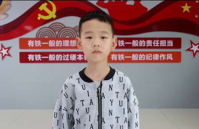 警用对讲机的简介和特点详情介绍，公安警用对讲机品牌（警宝收获特殊节日礼物）