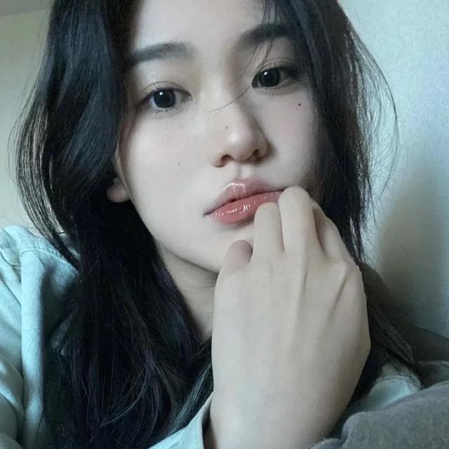 纯欲风头像微信，纯欲风头像（微信头像 ，， 纯欲女生头像）