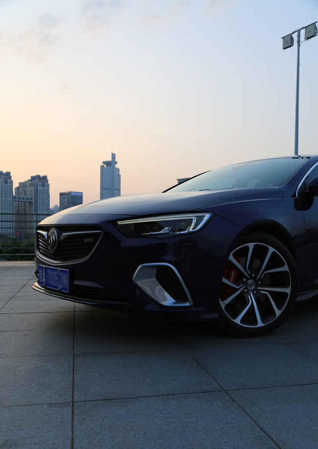 落日余晖是什么意思，落日余晖什么意思（一起追寻“落日余晖”）