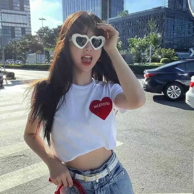 很小众却很惊艳的头像，ins惊艳小众女生头像 山高自有可行路水深自有渡船人。微信（正如我不能做你的梦）