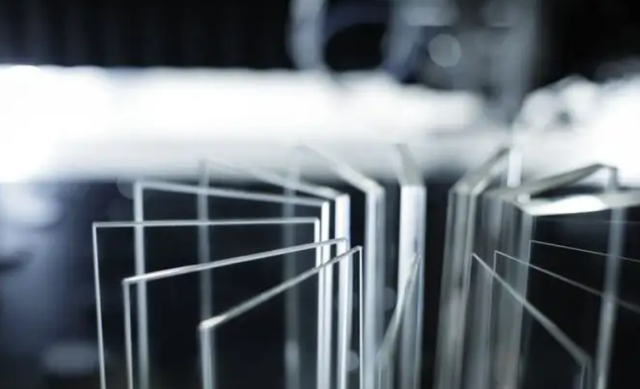 关于李四光的资料，历史人物李四光的资料（李四光找出石油）