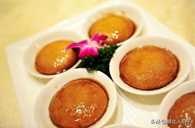 湖南最著名的小吃有哪些，湖南十大名小吃（湖南最出名的12道小吃）