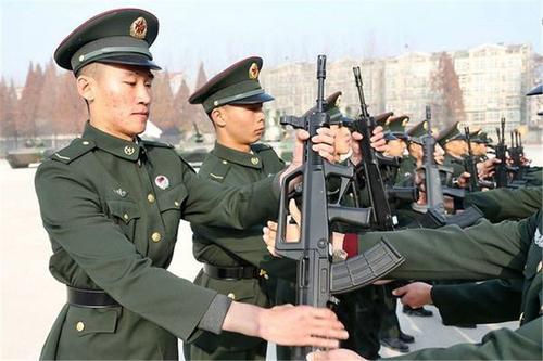 当兵有工资吗，6种家庭不能参军（本科生当两年兵能拿七笔钱）