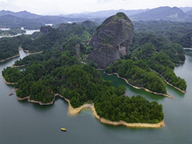 江西暑假游线路推荐，一天玩转宜春铜鼓县，沉浸式红色山水之旅