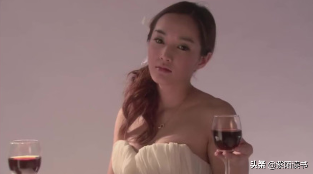 温柔的谎言杨桃，温柔的谎言杨桃大结局是什么（杨桃与多人恩爱后自杀）