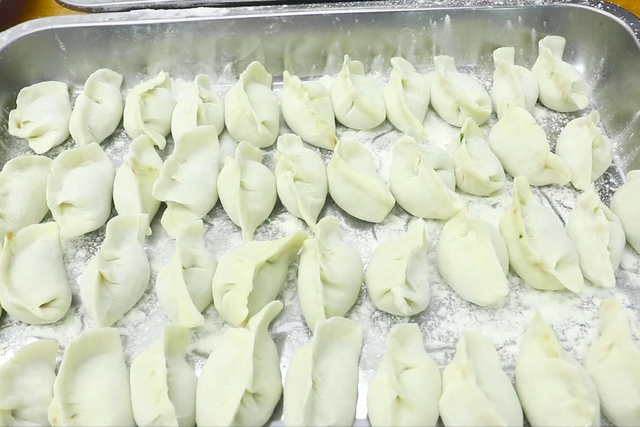 饺子要煮几分钟，饺子开锅煮几分钟（比韭菜和白菜都鲜）