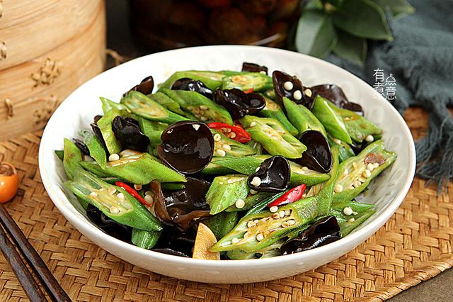 鸡肚是鸡的什么部位，鸡肚是什么部位（准备好8道“意头”菜）