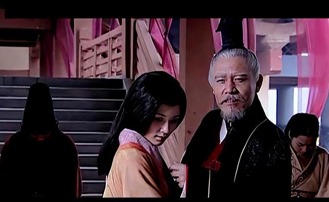 钩弋夫人和江充的关系，钩弋夫人（汉武帝赐死钩弋夫人的内幕）