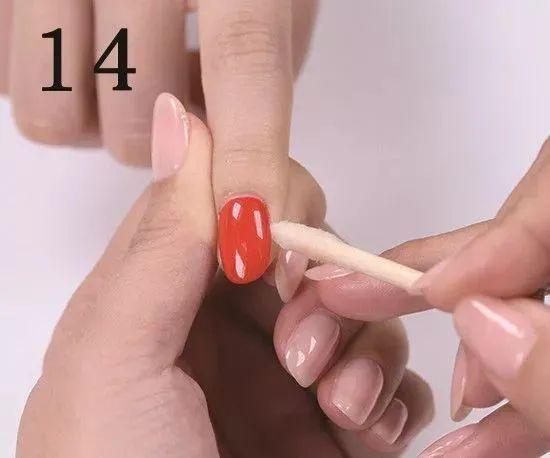 美甲怎么快速卸掉，怎么快速把美甲卸掉（最全的正确的涂甲油胶步骤——卸甲的操作步骤教程）
