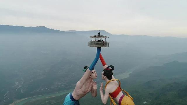 白马山在哪里，重庆白马山在哪里（武隆白马山）