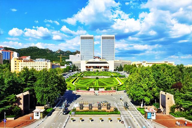 美术类大学排行榜，2018中国艺术类大学最新排名（这12所双非大学美术专业强悍）