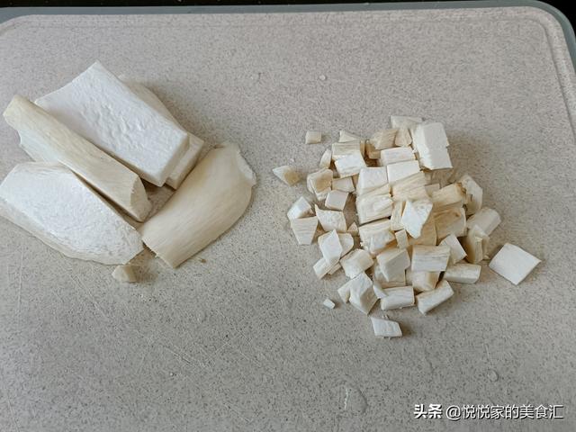 红萝卜焖肉怎么做，萝卜焖肉怎么做好吃（天越冷越该多吃这菜）