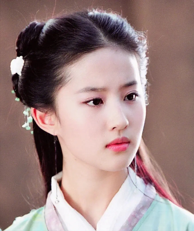 小龙女是谁演的，小龙女都有谁演过（金庸剧4位最美小龙女）