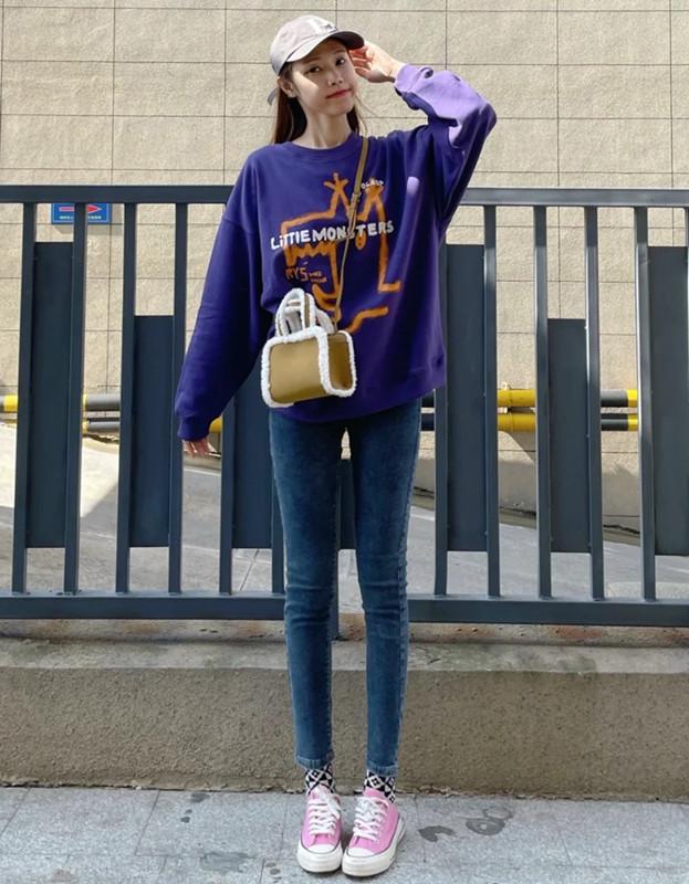 冬款高腰修身小脚裤如何搭配，今年流行的小脚裤