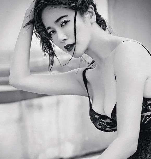 左小青主演的电视剧，左小青最新电视剧有哪些（与大20岁富豪老公离婚）