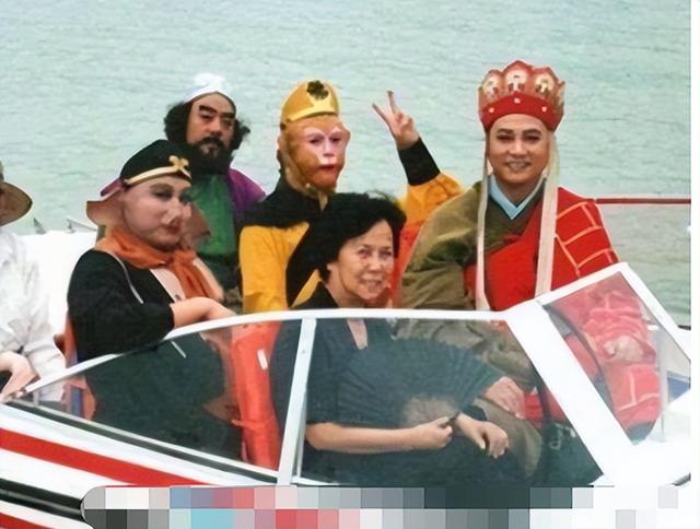 六小龄童背后的秘密，“孙悟空”六小龄童