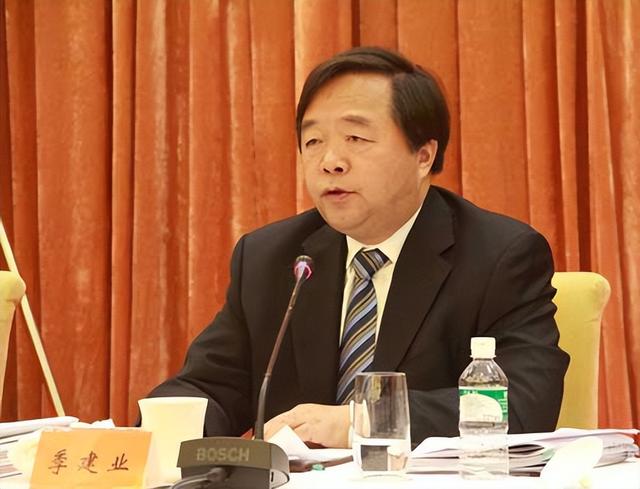江苏反腐典型案例，江苏反腐败斗争惨烈