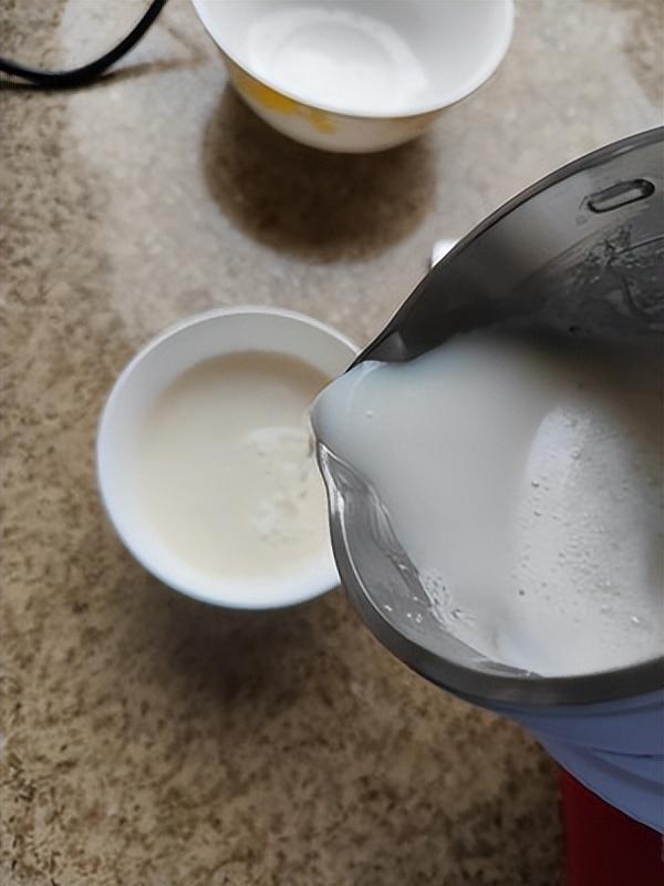豆浆机好还是破壁机好，破壁机和豆浆机哪个效果更好（豆浆机和破壁豆浆机来打豆浆）