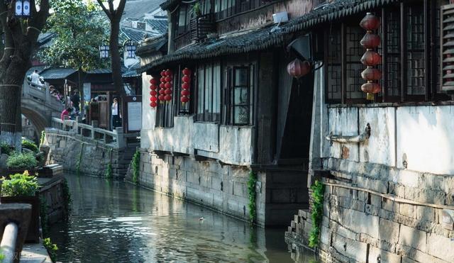 江南最地道的5个古镇，走进江南水乡的6个绝美古镇里