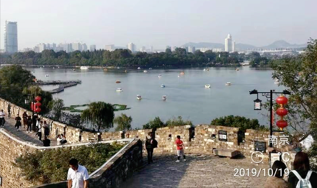 玄武湖导游词，玄武湖导游词简短（玄武湖曾消失200多年）