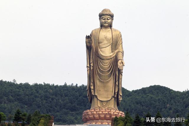 十大常见佛菩萨，非常适合春节期间去祈祷祈福