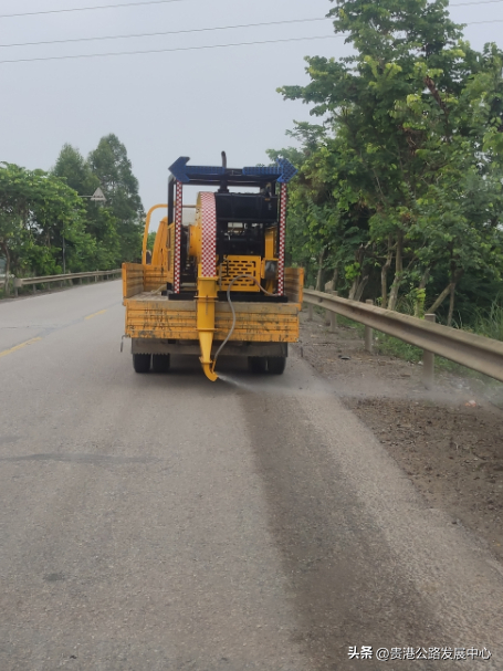 公路日常养护机械设备有哪些，公路养护小型机具（养好民族团结幸福路）