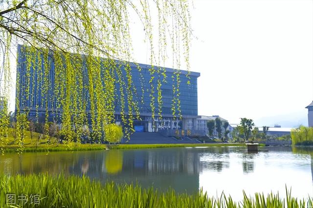 重庆工程技术学院，2021年重庆工程职业技术学院开设专业及招生专业目录表（专科，但竞争力不输本科）