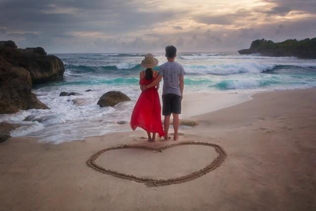 情人节怎么过才浪漫，情人节怎么过比较浪漫（情人节到了，做什么事最浪漫）