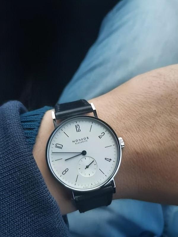 nomos手表，nomos手表什么人喜欢戴（nomos手表哪款好）