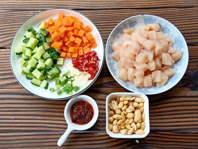 宫保鸡丁的制作方法，宫保鸡丁的制作方法视频