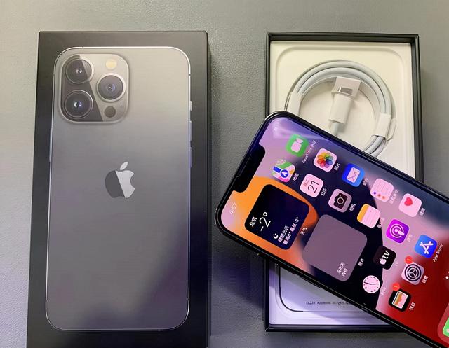 苹果港版和国行的区别，苹果手机港版好还是国行好（粉丝6500入手港版iPhone13Pro）