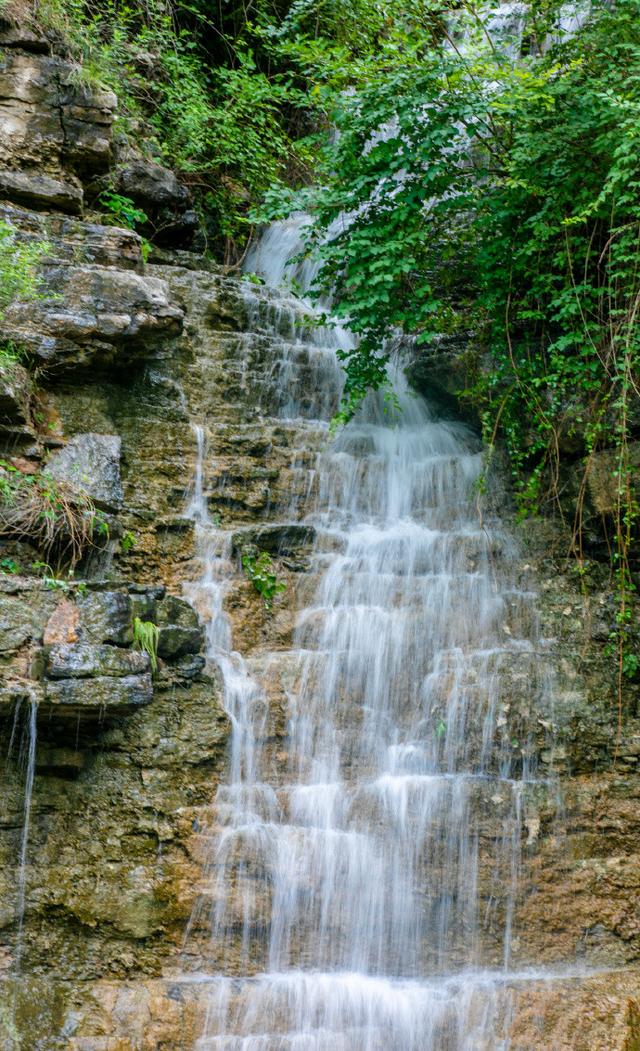 厦门景点介绍，厦门景点介绍100作文（厦门这几处山水秘境令人沉醉）