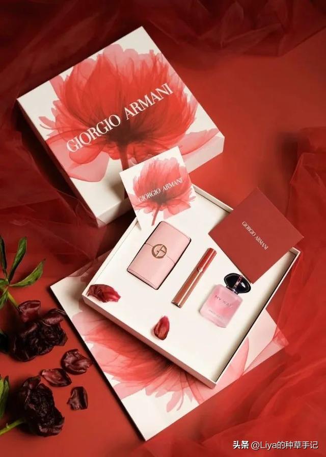 收到礼物很感动的句子，朋友圈收到礼物很感动的句子简短（直男送的礼物有多窒息）