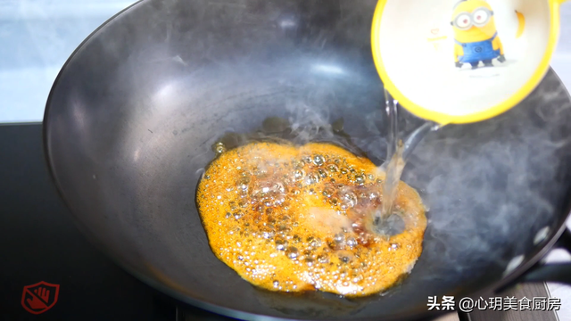 如何制作牛奶鸡蛋布丁，制作牛奶鸡蛋布丁的原理（教你在家自制焦糖布丁）