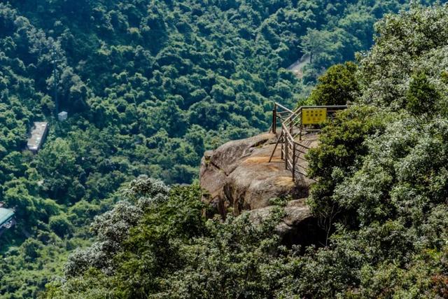 深圳旅游景点大全介绍，深圳的旅游景点有哪些地方（来深圳这10个地方玩吧）