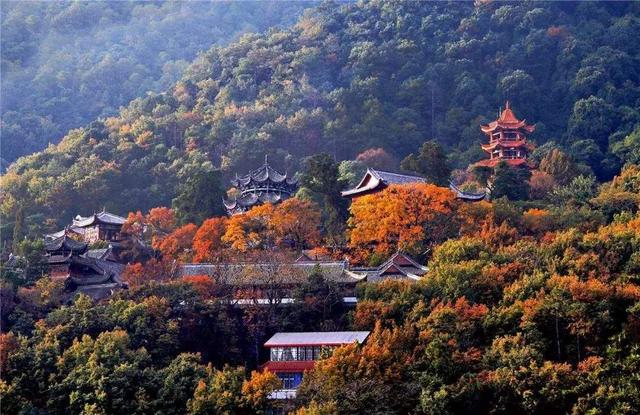 海南文昌月亮城，文昌现代文苑（西昌：中国最值得去的小城之一）