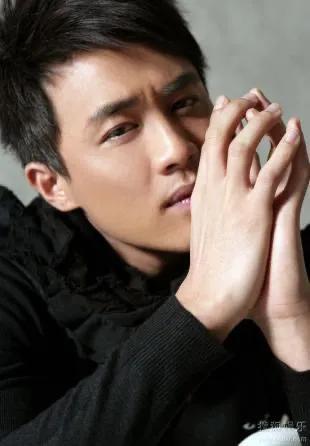 撒贝宁是什么民族，撒贝宁的准确身高是多少阿（回族明星更有魅力）