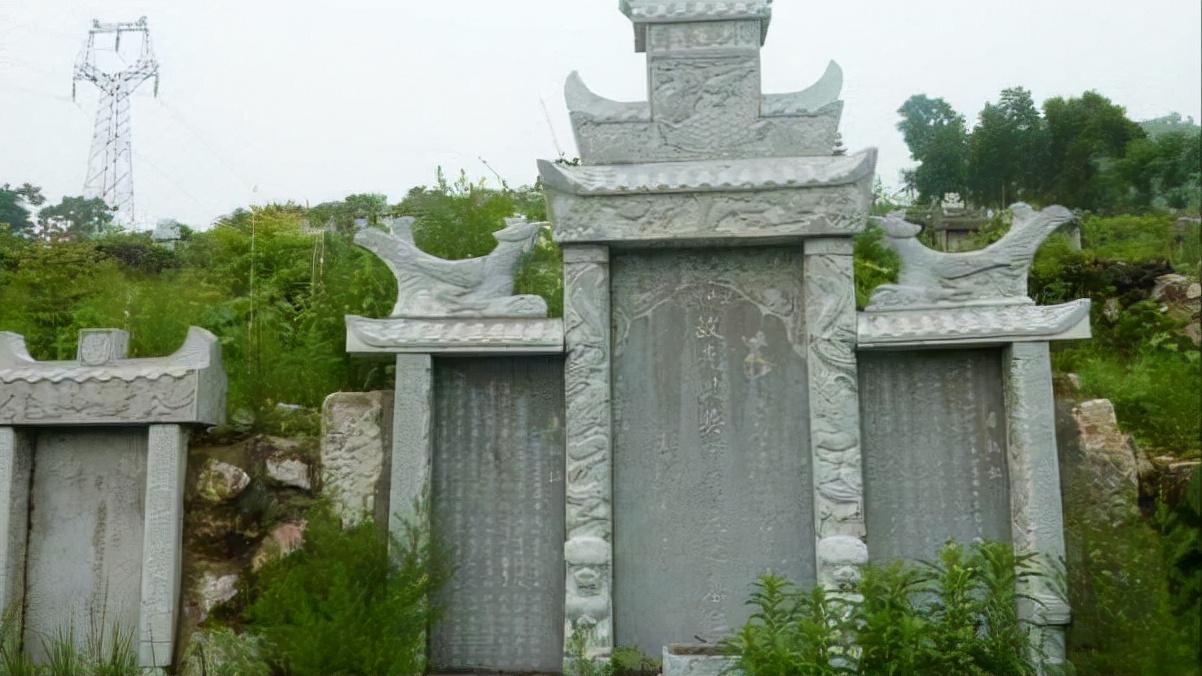 马家寨的"古墓群"