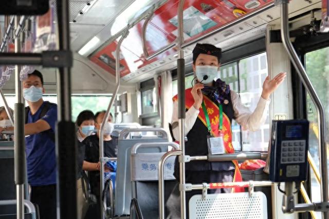 带上这份中运量71路“攻略”，一起踏上“红色之旅”