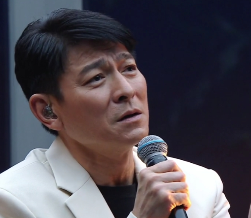 刘德华多大岁数?60岁刘德华演唱会难掩老态