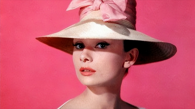 世界公认的十大美女，世界10大美女（世界公认的10大高颜值女明星）