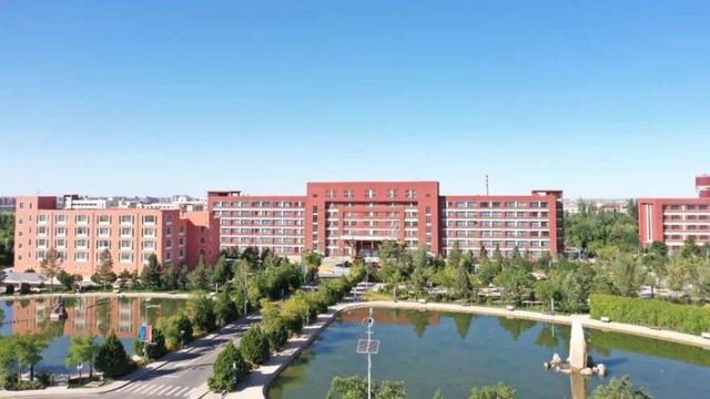 酒泉职业技术学院有哪些专业和院系-什么专业比较好，酒泉学校的所有专业有哪些（最新2022年甘肃省高职院校排名出炉）