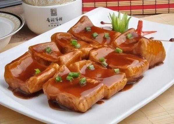 沪菜（沪菜有哪些），去上海必点的6道沪菜（沪菜属于哪个菜系）