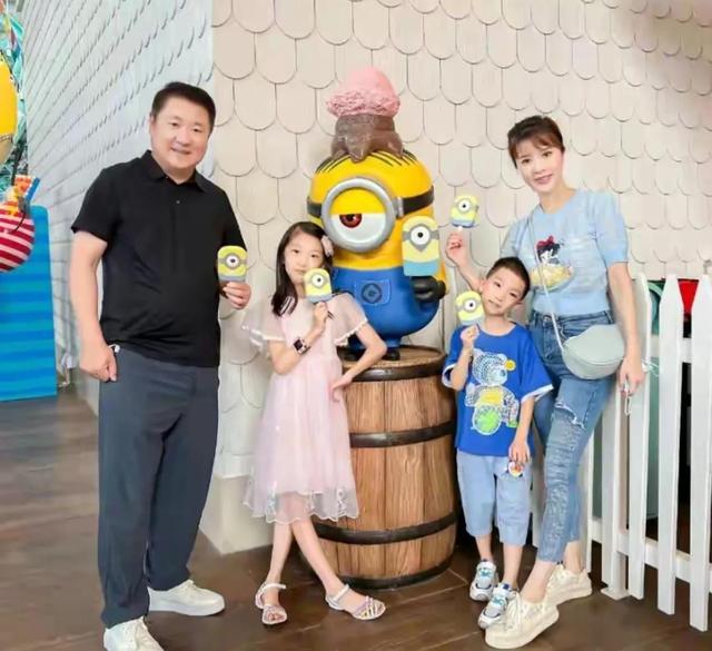 金巧巧二婚为啥嫁富豪，怒斥网友：没脑子