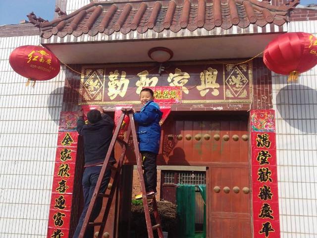 如何正确贴春联，多数人都不知道怎么贴春联