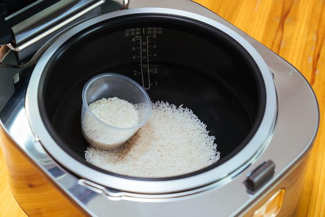 ptfe和特氟龙的区别，ptfe和特氟龙的区别是什么（到底是买国产还是进口）